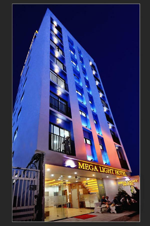 Mega Light Hotel Nha Trang Exterior foto