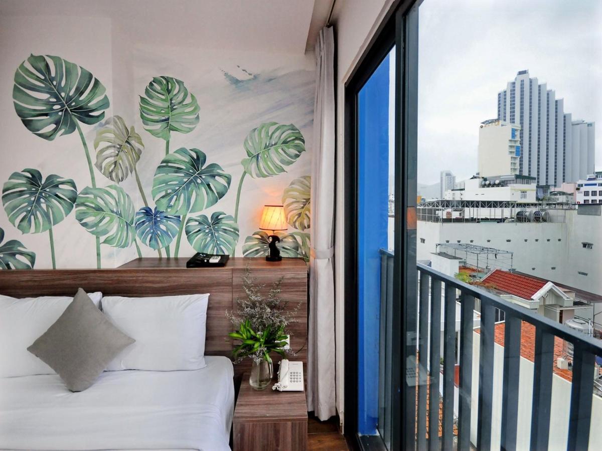 Mega Light Hotel Nha Trang Exterior foto